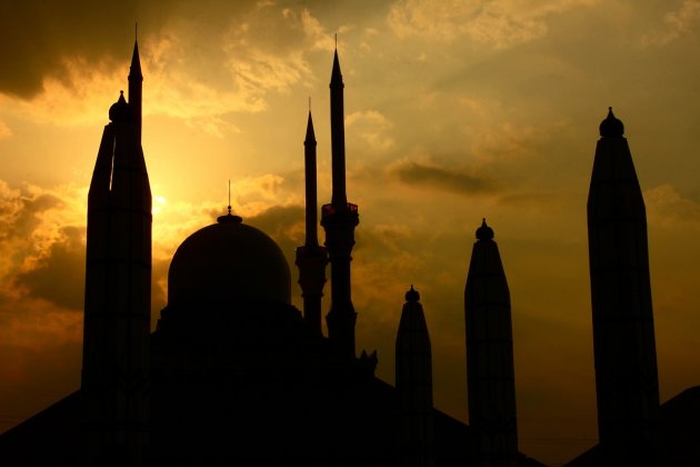 Moschee bei Sonnenuntergang